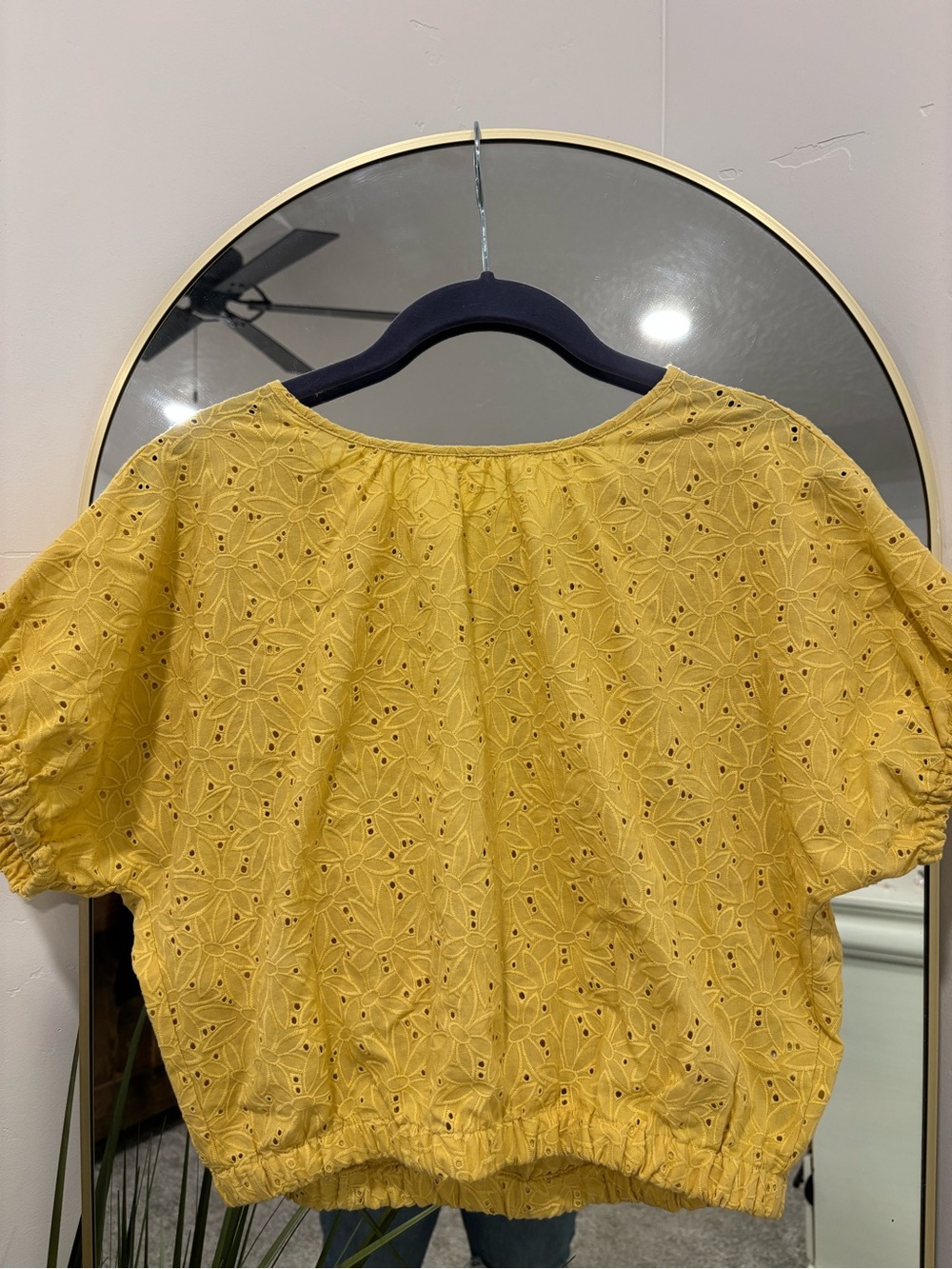 Yellow Madewell blouse with tie detail. Size: XXS